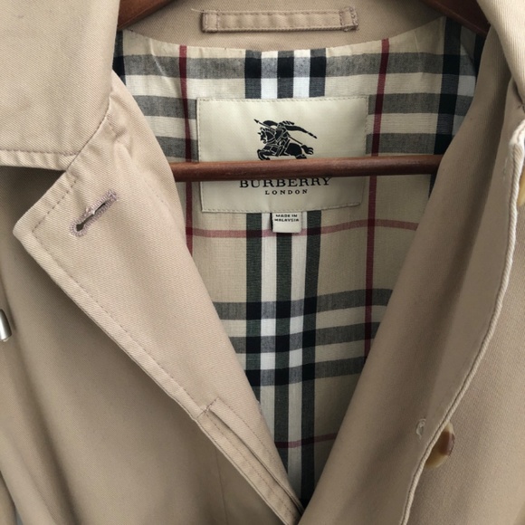Burberry Natasha Trench with Detachable Collar - Picture 2 of 6